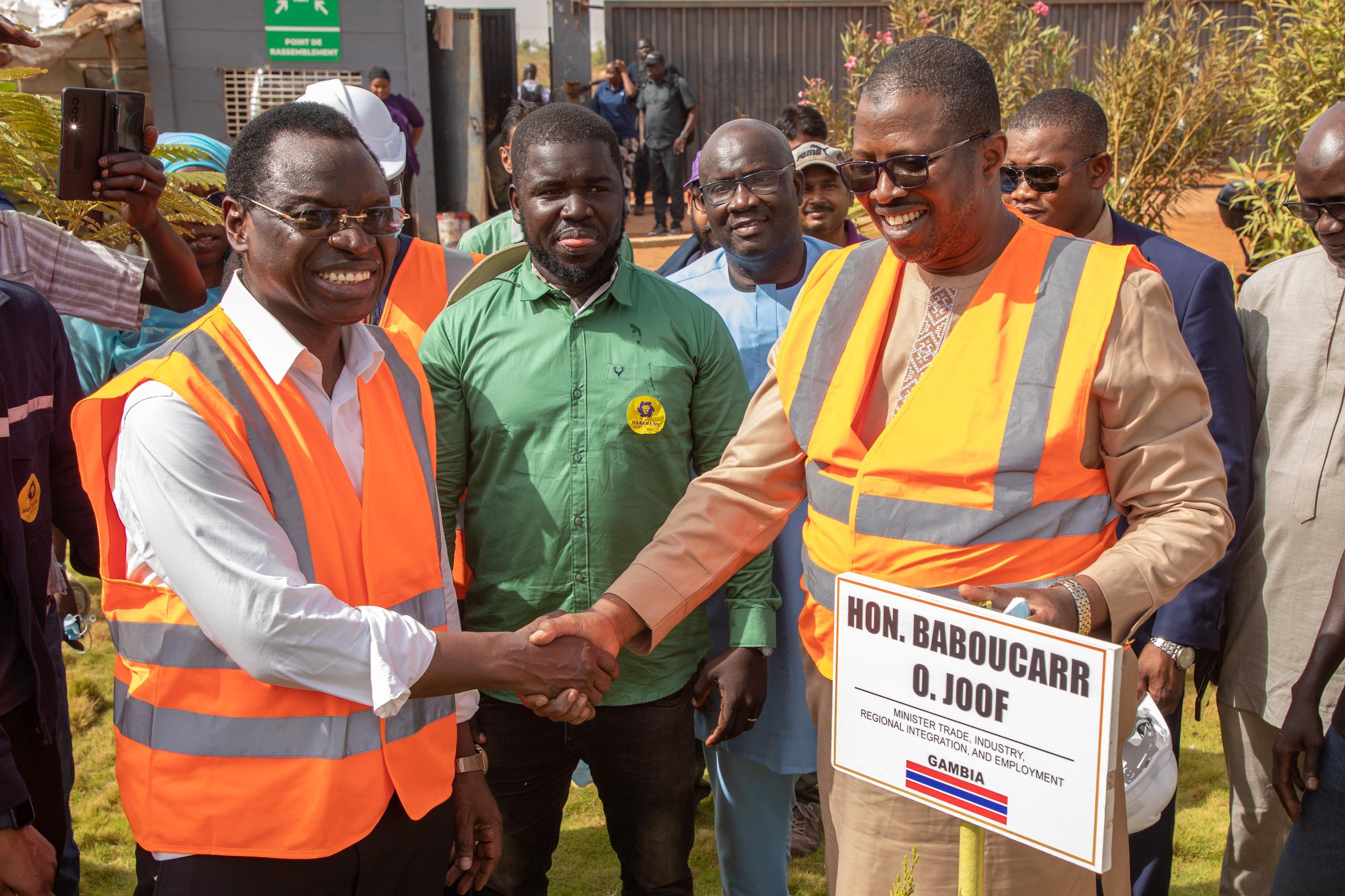 QUAND LE MODÈLE SÉNÉGALAIS INSPIRE BANJUL POUR LE DÉVELOPPEMENT INDUSTRIEL ET COMMERCIAL