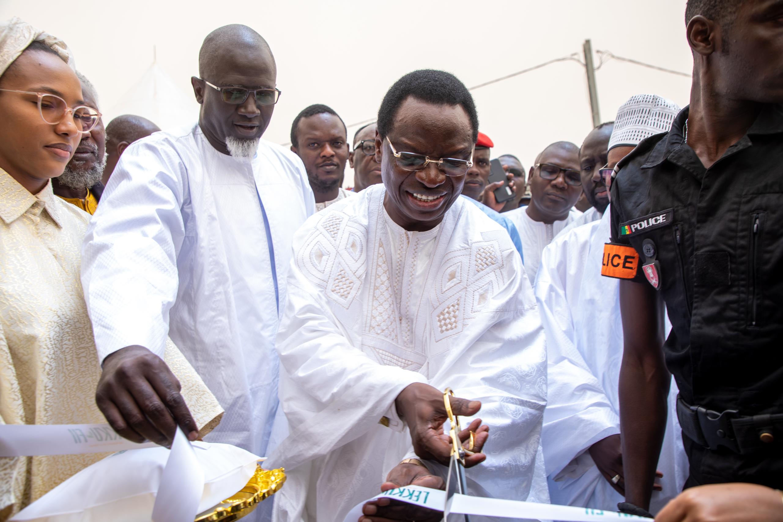 INAUGURATION LEKKU-FI A TOUBA : LE MINISTRE SERIGNE GUEYE DIOP ANNONCE DEUX FONDS D’APPUI POUR SOUTENIR LES PME/PMI ET LES COMMERÇANTS